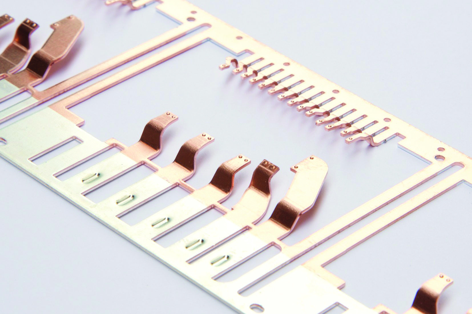 - busbars P O IMG 0041 CMYK