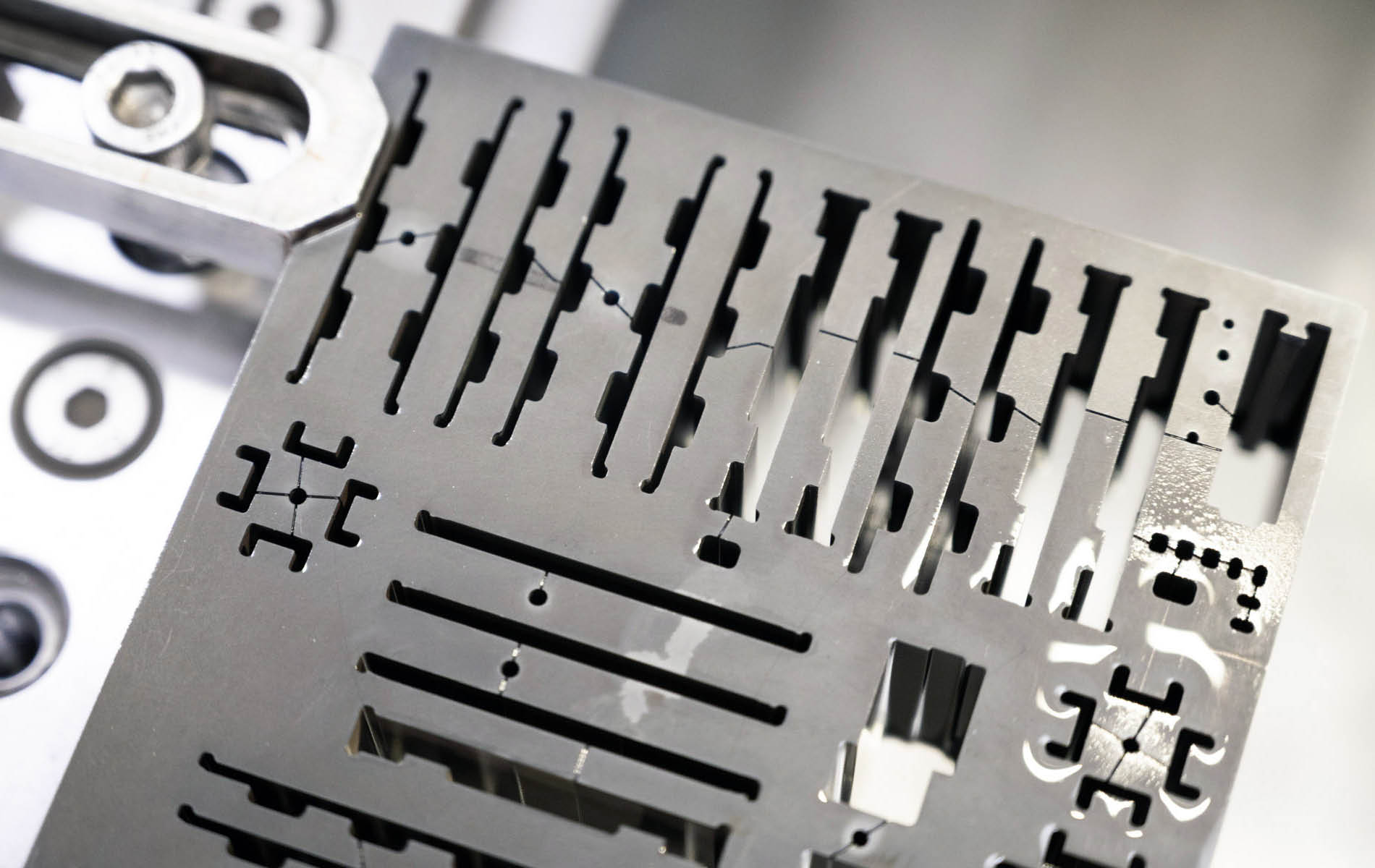 precision machining - CB web image machining 0626 cut metal